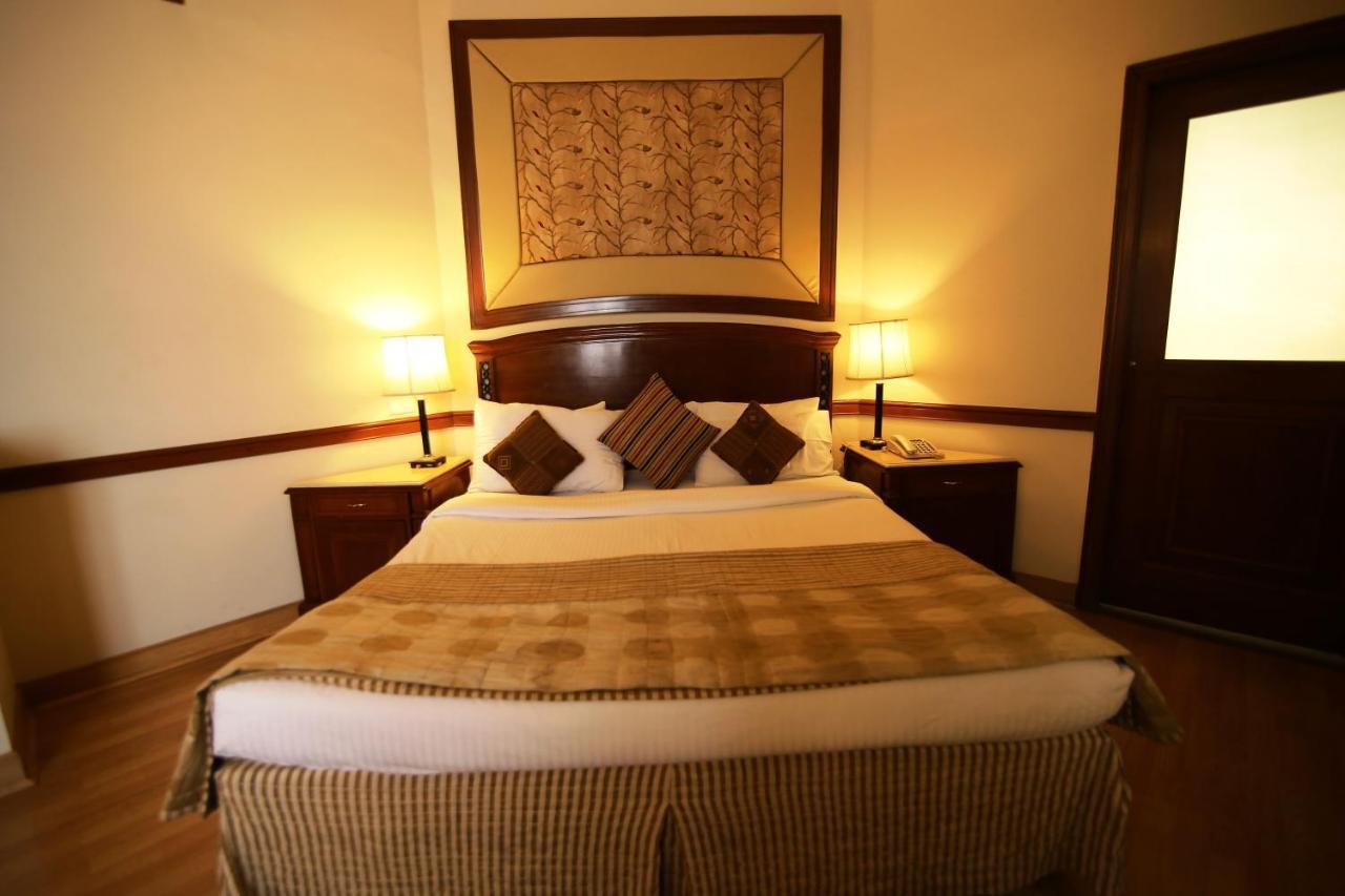 Hotel President Jalandhar Exterior photo