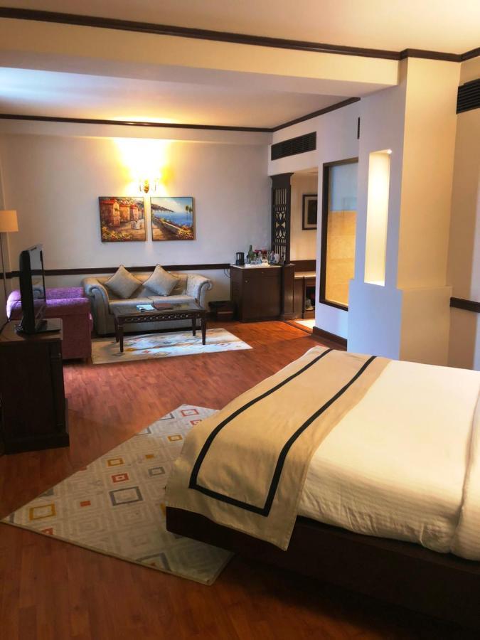 Hotel President Jalandhar Exterior photo