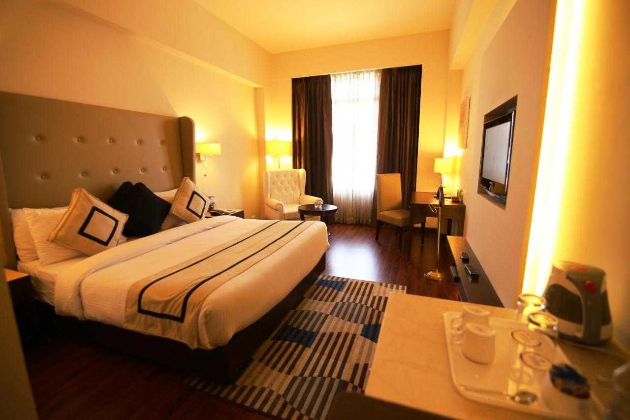 Hotel President Jalandhar Exterior photo