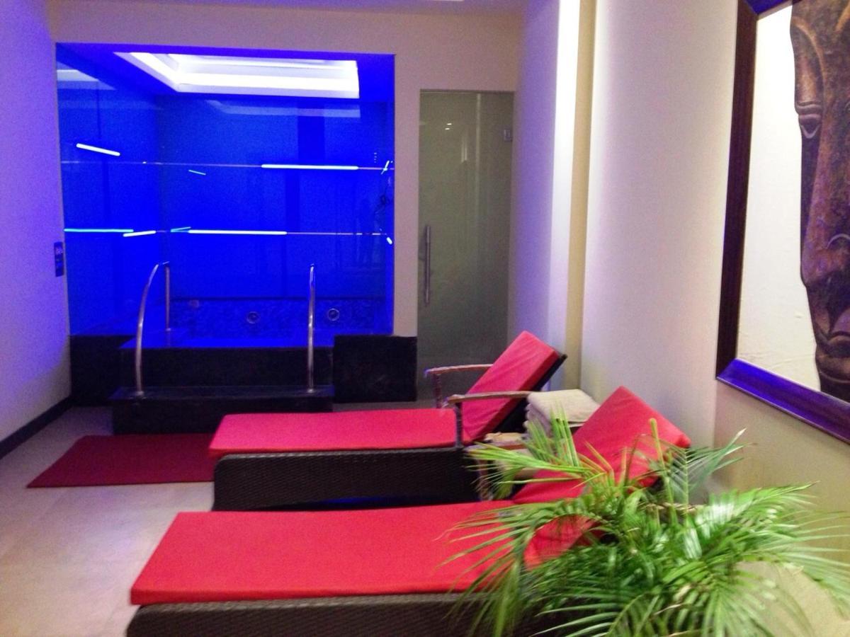Hotel President Jalandhar Exterior photo